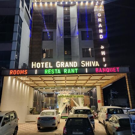 Oaktel Hotel Grand Shiva Near Ganga Ghat Haridvár Kültér fotó