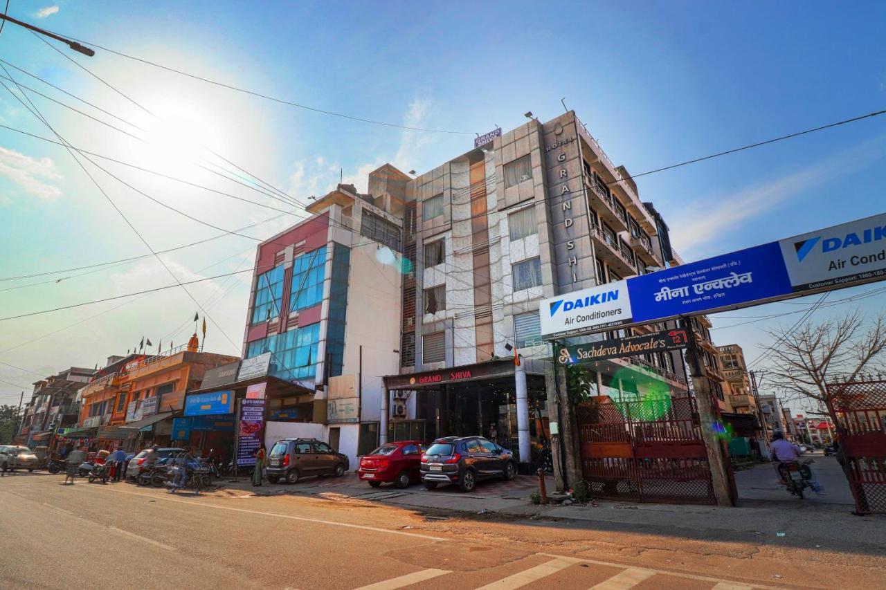Oaktel Hotel Grand Shiva Near Ganga Ghat Haridvár Kültér fotó